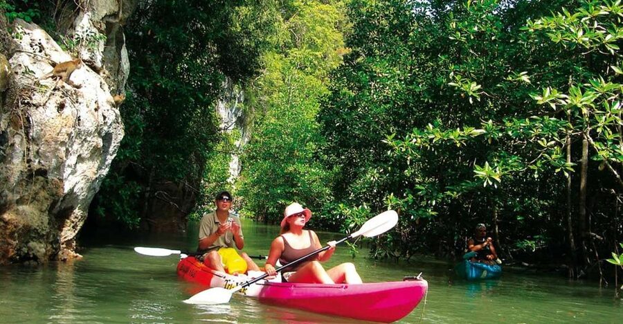 Krabi: Guided Kayaking Tour at Ao Thalane - Starting with a simple paddle lesson