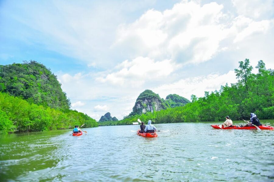 Krabi: Half-Day Bor Thor Mangrove Kayaking Tour - Phi Hua To Cave connects scenery with the past