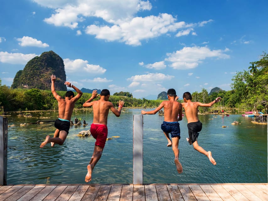 Krabi: Kayaking, Crystal Lagoon, and Fish Spa in Klong Root - Kayaking through trees and exposed roots