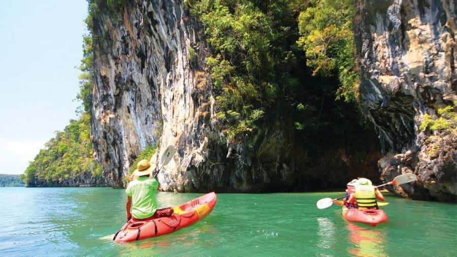 Krabi: Kayaking in Ao Thalane Bay Beautiful Mangrove Forest - Three hours on the water, with changing scenery