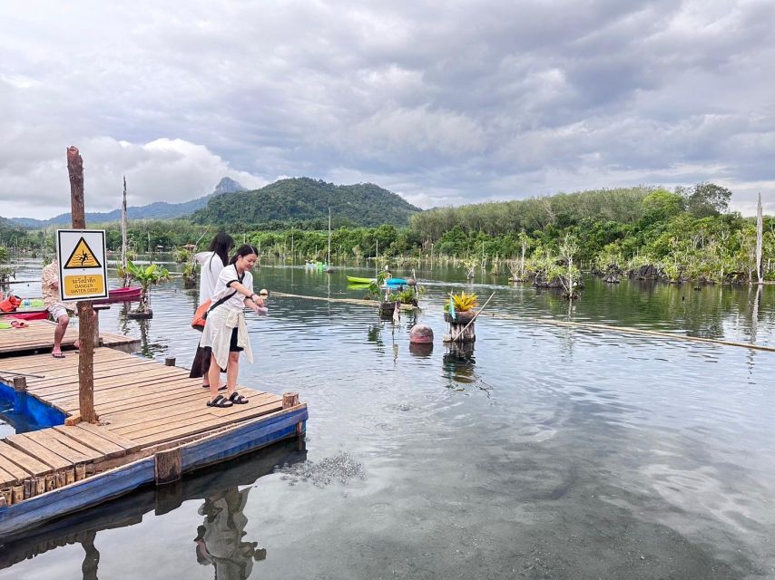 Krabi: Klong Root Kayaking Viewpoint,Fish Feeding and more - What to pack for the water and farm stops