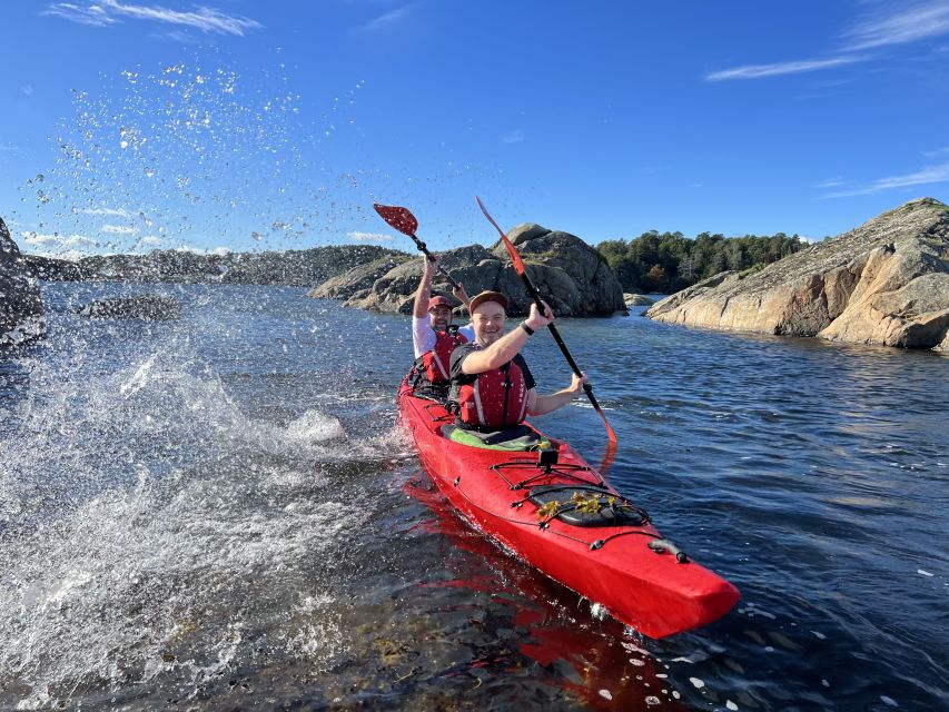 Kristiansand: Scenic Double Sea Kayak Tour around Odderoya - Around historic Odderøya and its changing route