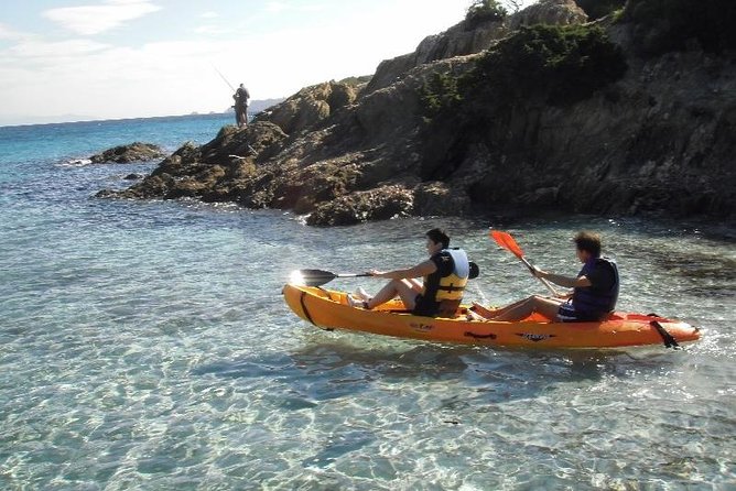 La Ciotat Private Kayak Rental in the Calanques National Park - Grand Mugel and its beach stop