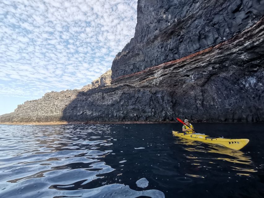 La Palma: Cueva Bonita Kayaking Tour - Starting at the cave homes of Proís de Candelaria