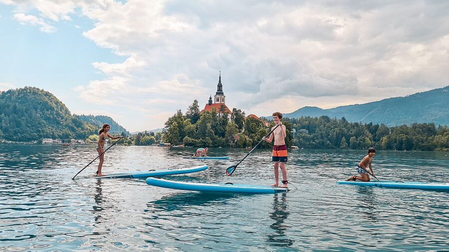 Lake Bled Stand-Up Paddle Boarding Tour - What the $67 price includes