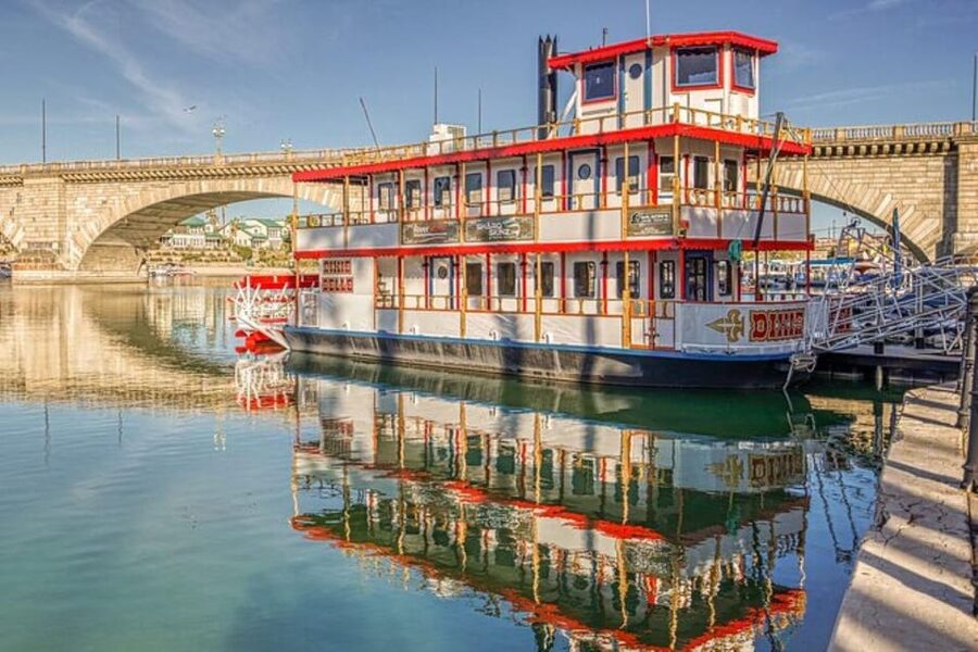 Lake Havasu: Sunset Cocktail Cruise on Paddle Wheeler - Drinks, Snacks, and the Cost of the Evening