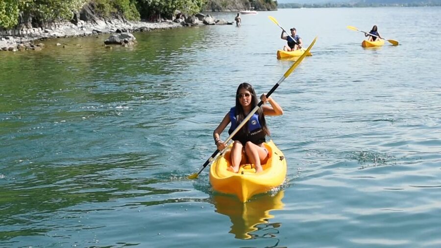 Lake Iseo: Baia del Bogn Kayak Tour - The safety briefing and first paddle strokes