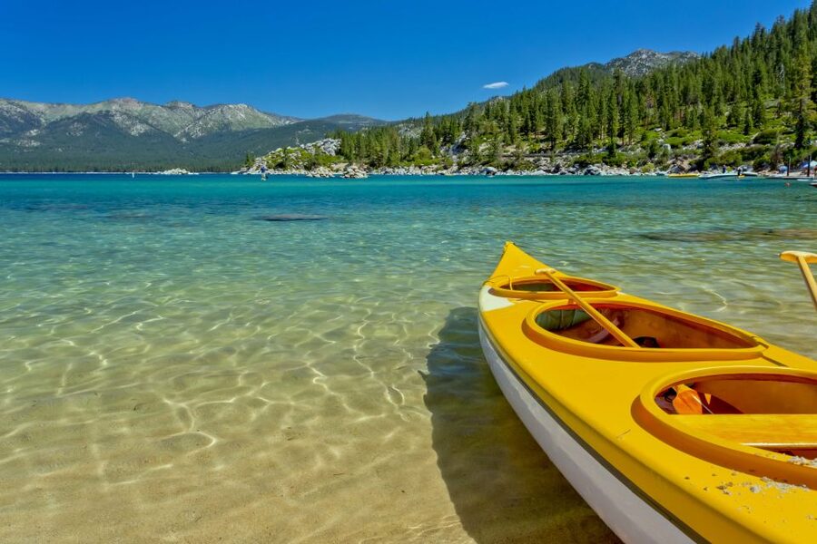 Lake Tahoe: Discover Kayaking or Paddleboarding Tour - Kayak or stand-up paddleboard?