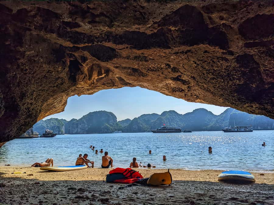 Lan Ha bay cruise and kayak (small group guaranteed) - Why this Cat Ba cruise feels different