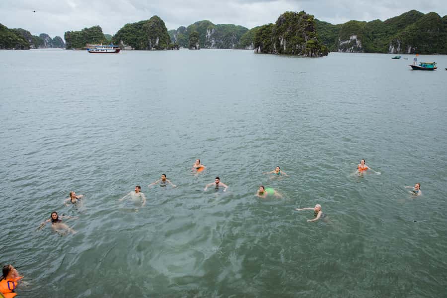 Lan Ha Bay - Kayaking 1 Day on cruise - Who should book this cruise