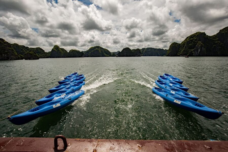 Lan Ha Bay: Kayaking and Cruise - The return cruise and 5 PM finish