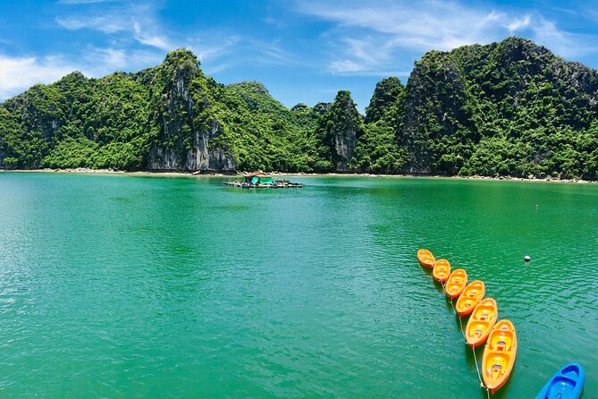 Lan Ha - Ha Long bay with local experts (small group guaranteed) - Why leaving from Cat Ba changes the day