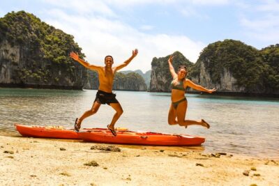 Lan Ha – Ha Long bay with local experts (small group guaranteed)