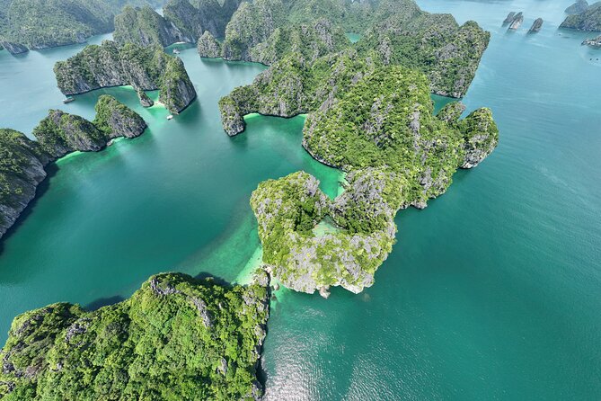 Lan Ha - Ha Long bay with local experts (small group guaranteed) - Southern Ha Long Bay and the quieter arches