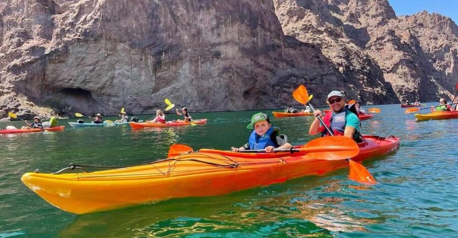 Las Vegas: Kayak Rental without Transportation - Arriving at Willow Beach in Arizona