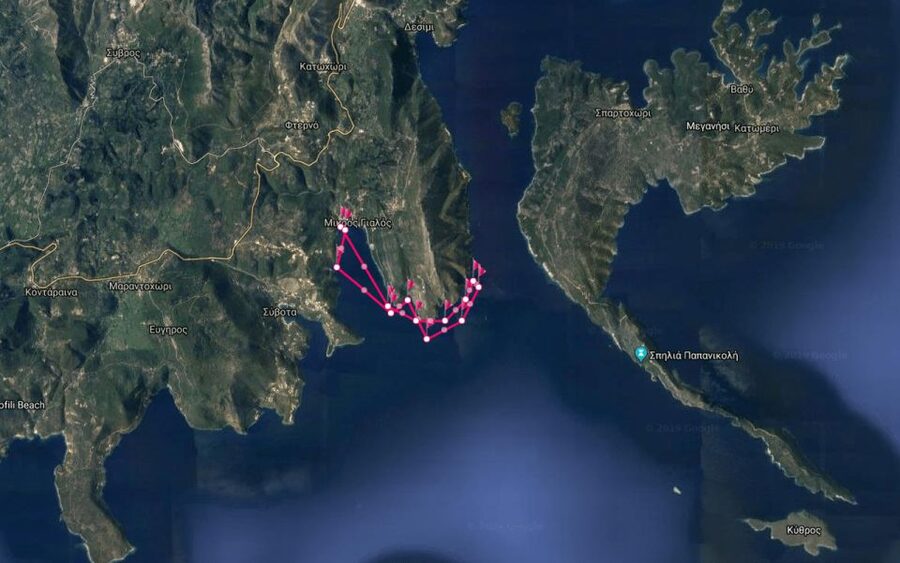 Lefkada: Hidden Blue Cave Kayak Trip with Lunch & Fruits - Starting at Mikros Gialos beach