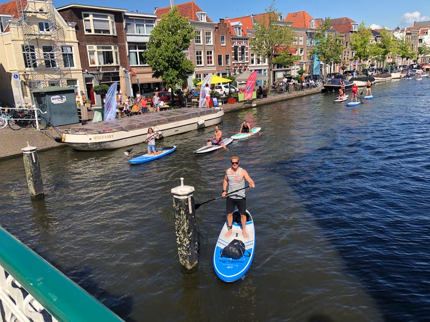 Leiden: Paddleboard Rental to Explore Leiden's Canals - The first lesson at the harbor office