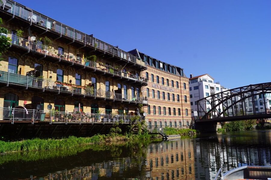 Leipzig: 3-Hour City Canoe Tour - Why Leipzig looks different from a canoe