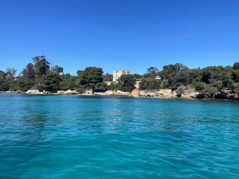 Lérins Islands Sailing Discovery, snorkeling and paddle SUP - Should you book the Lérins Islands sailing experience?