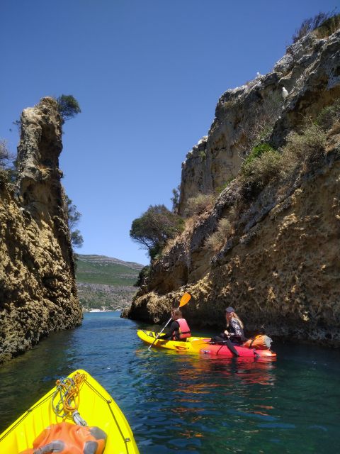 Lisbon: Arrábida Kayak and Coasteering Adventure Tour - The personal touch at the end of the day