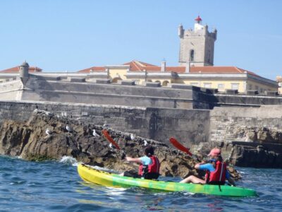 Lisbon: Coast Guided Kayak Tour