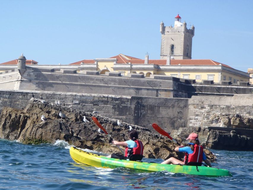 Lisbon: Coast Guided Kayak Tour - Learning the basics before leaving shore