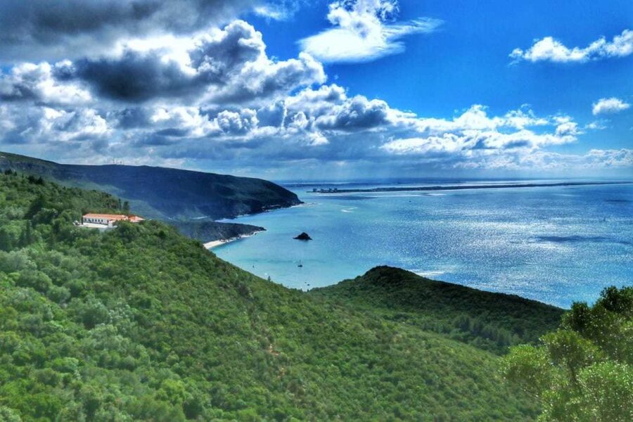 Lisbon: Full-Day Arrabida Kayak Tour with Picnic - Paddling past Galapos and Pedra da Anixa