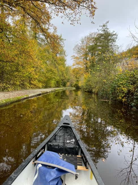 Llangollen: Aqueduct Canoe Tour Adventure - The first hour: finding your paddling rhythm