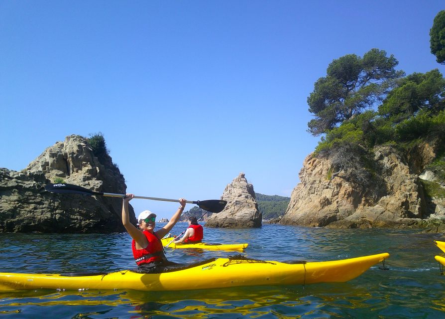 Lloret de Mar: 3-Hour Kayak and Snorkel Tour on Costa Brava - A useful safety and technique briefing