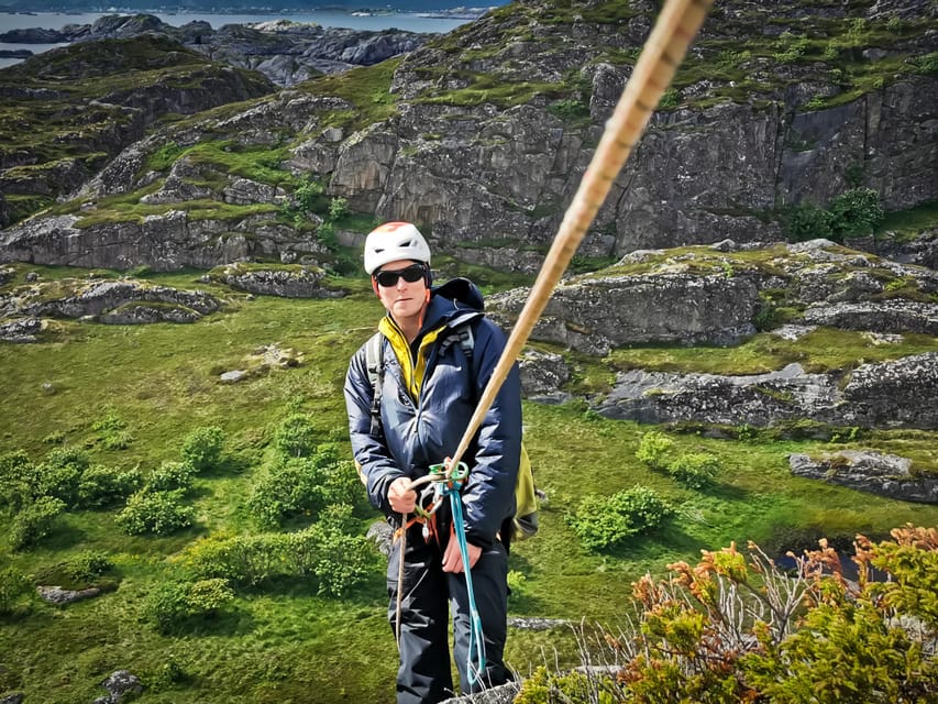 Lofoten: Full Day Combo tour, (kayaking and rappelling) - What the $146 price includes