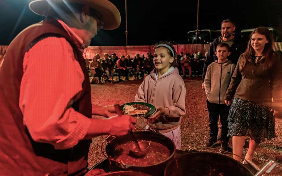 Longreach: Sunset Paddlewheeler Cruise, Show and Dinner - Captain Starlight’s story on the riverbank