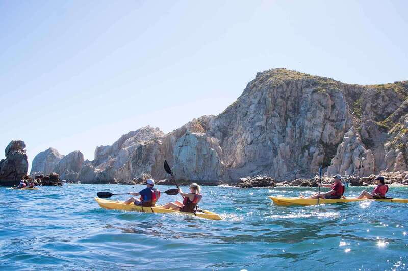 Los Cabos Arch & Playa del Amor Tour by Glass Bottom Kayak - How the guide affects the experience