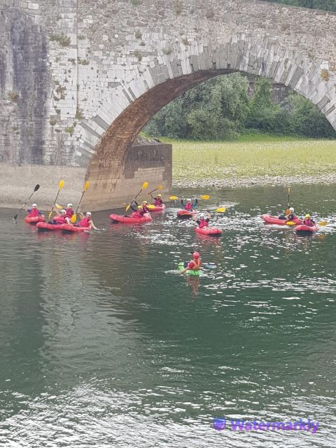 Lucca: kayak nel torrente Lima - Why the low summer water matters