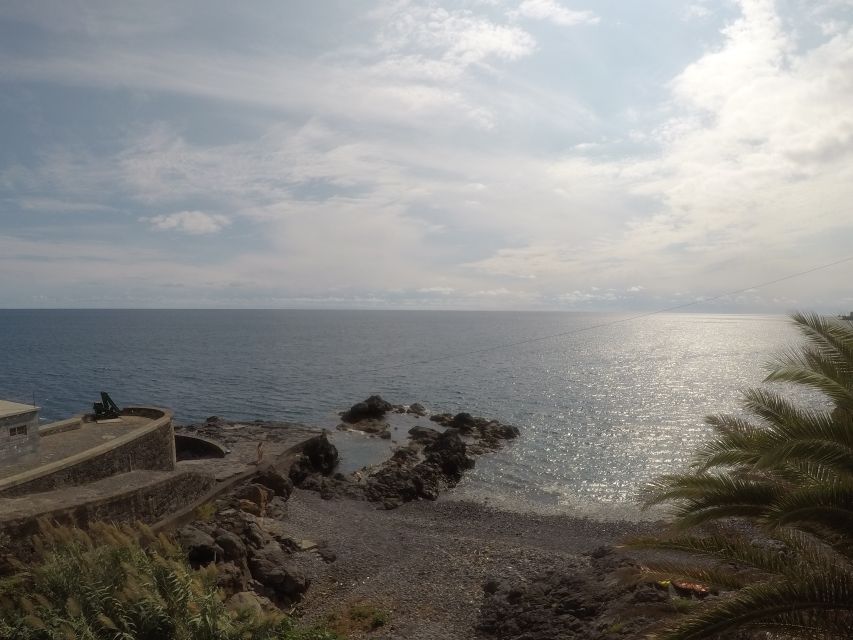 Madeira: Garajau Nature Reserve Kayak and Snorkel Tour - A pebble beach and old coastal rock