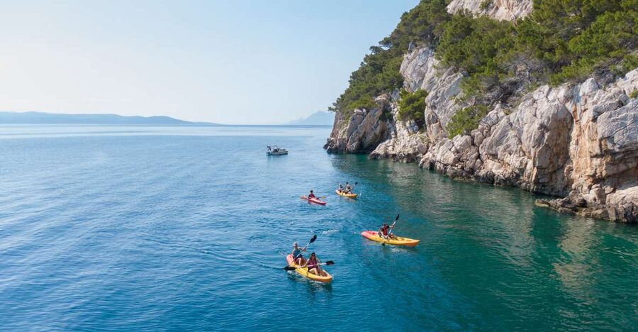 Makarska: Guided Sea Kayaking Tour with Snorkeling Stop - The return paddle and the real effort involved
