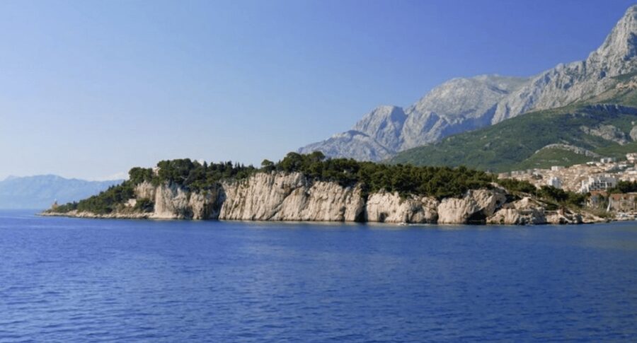 Makarska: Sea kayaking & snorkeling adventure - MPL Nautika - Why the small group changes the experience