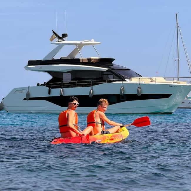 Mallorca: Kayak and Paddleboard Excursion Through Crystal Clear Caves - A 10 to 15-minute pause at Cala Mondragó