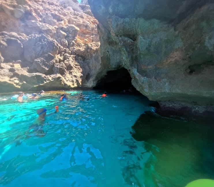 Mallorca: Sea Caves Kayaking Tour, Snorkeling & Snack - What the three-hour route feels like