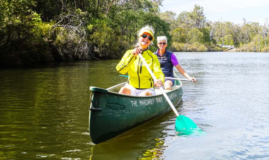 Margaret River: Guided Canoe & 4x4 Tour with Lunch & Wine - A quiet hour on the Margaret River