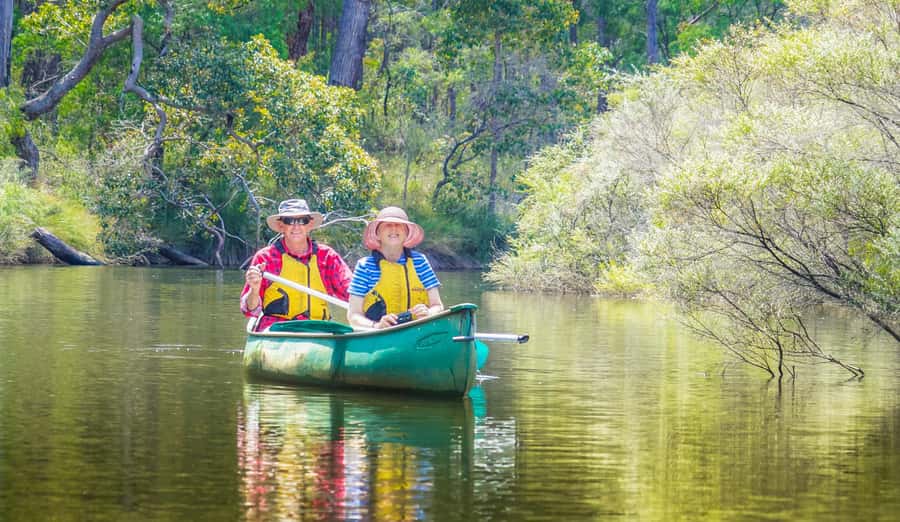 Margaret River: Guided Canoe & 4x4 Tour with Lunch & Wine - Waterfall, honey, and Aboriginal stories