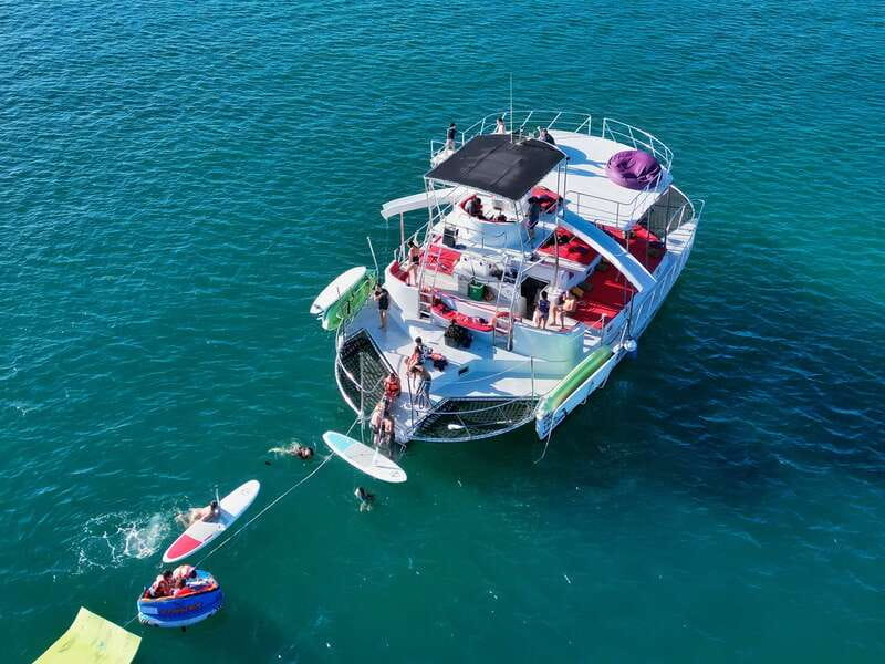 Marietas Islands Boat Tour: Snorkel, Kayak, Playa Nopalera - The ride home turns festive
