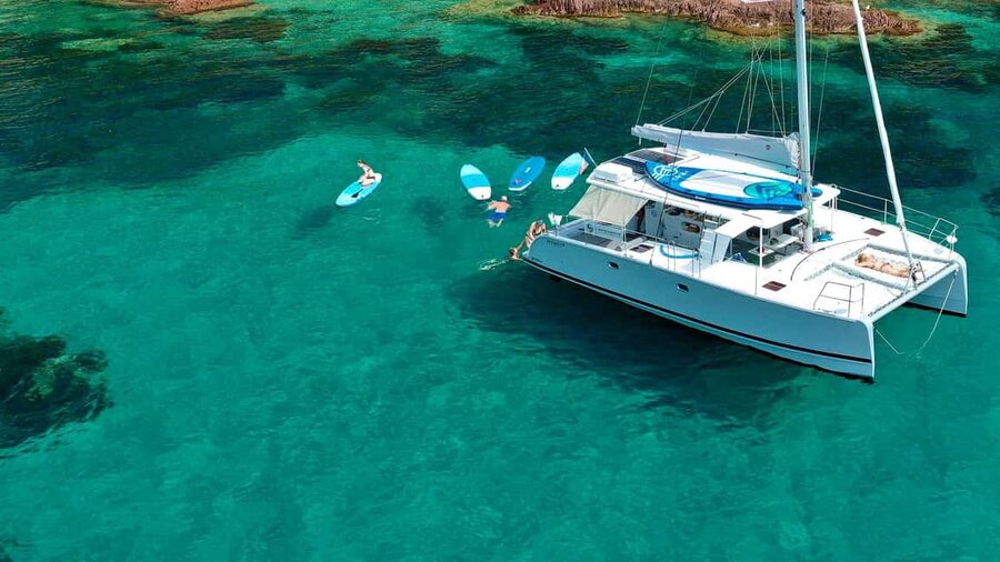 Marseille: Calanques Catamaran Tour & Standup Paddle - Vallon des Auffes and the first coastal views
