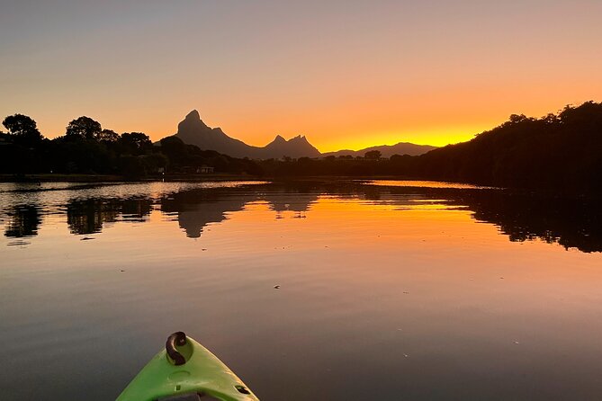 Mauritius: Guided Sunrise Kayak Tour on the Tamarin River - A short route with a clear purpose