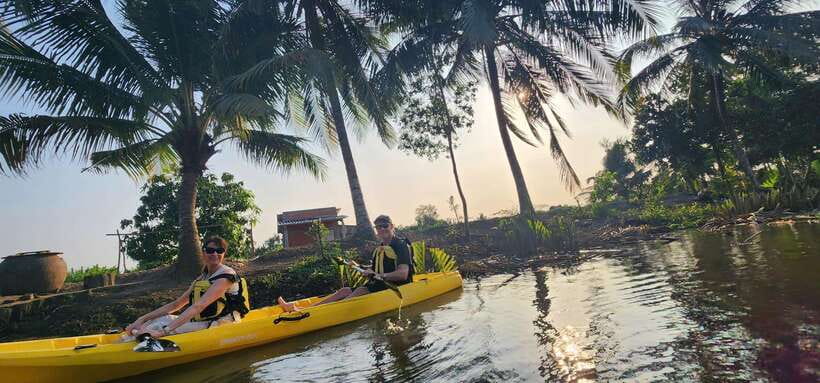 Mekong Delta Nature Private Day Trip: Bicycle-Kayak-Cano... - What the guides add to the day