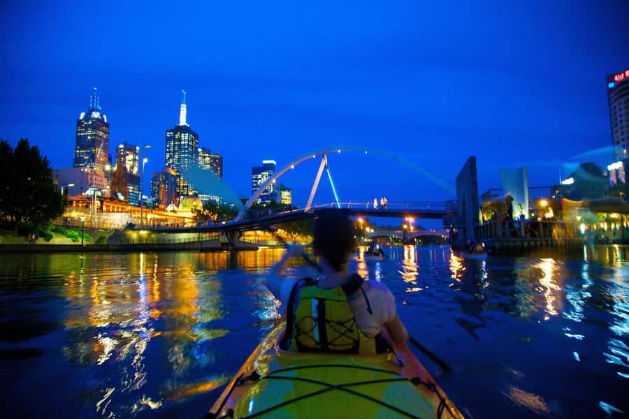 Melbourne: Sunset Kayak Tour with Dinner - Key points to know before booking