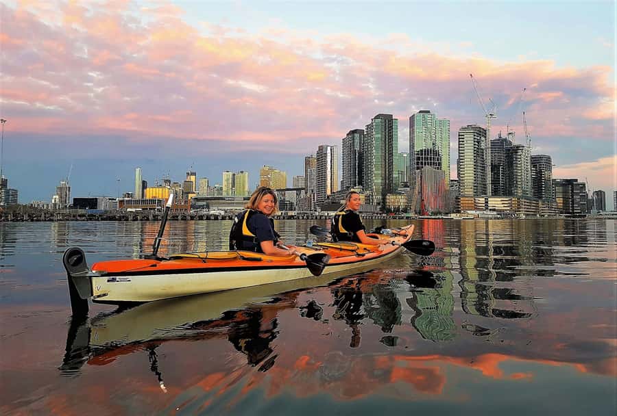 Melbourne: Sunset Kayak Tour with Dinner - Victoria Harbour gives you an easy first paddle