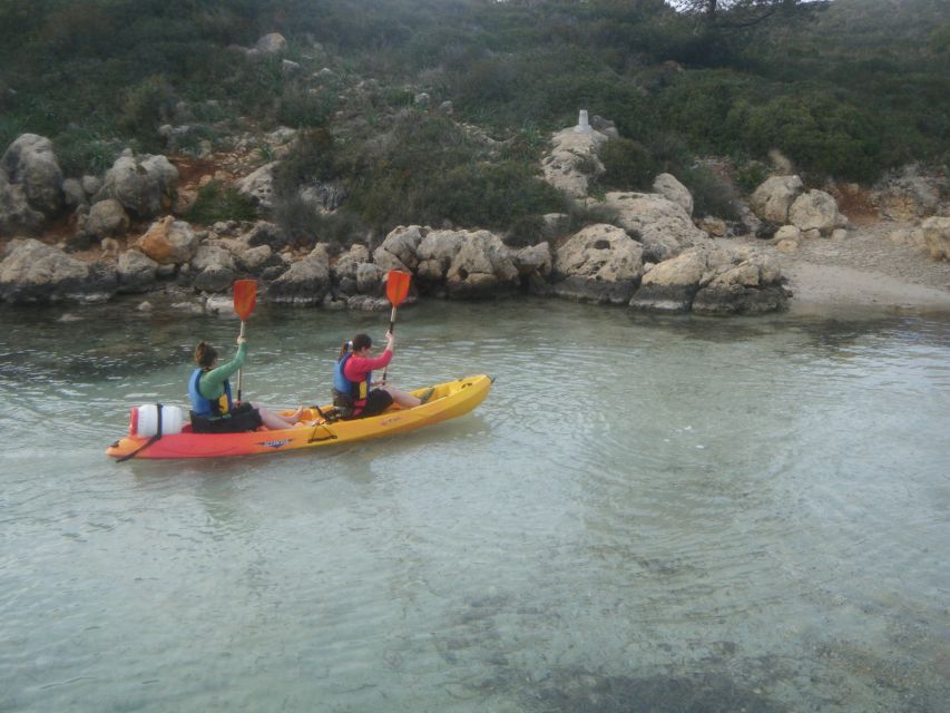 Menorca: Half-Day Kayak Excursion in Fornells - A beach pause in the middle of the trip