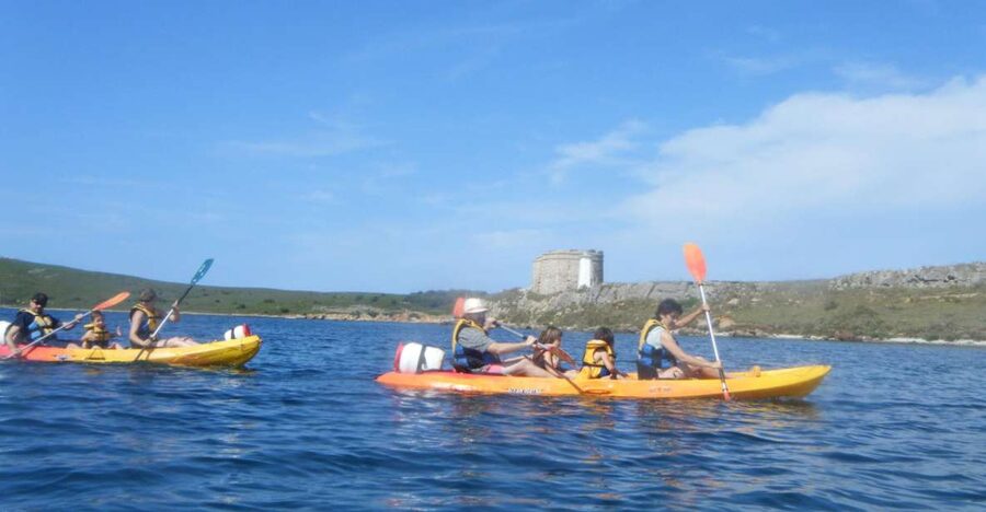 Menorca: Half-Day Kayak Excursion in Fornells - Getting ready at the Katayak shop
