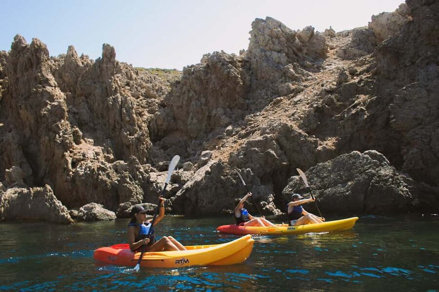 Menorca: Kayak rental in Fornells - What You Can See from the Kayak