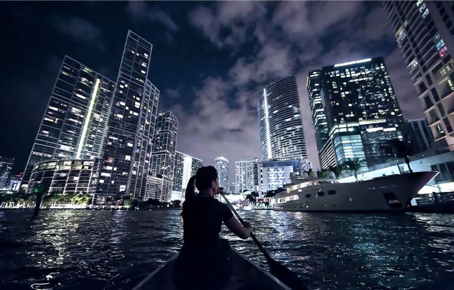 Miami: City Lights SUP or Kayak Night Tour - Choosing between a kayak and paddleboard